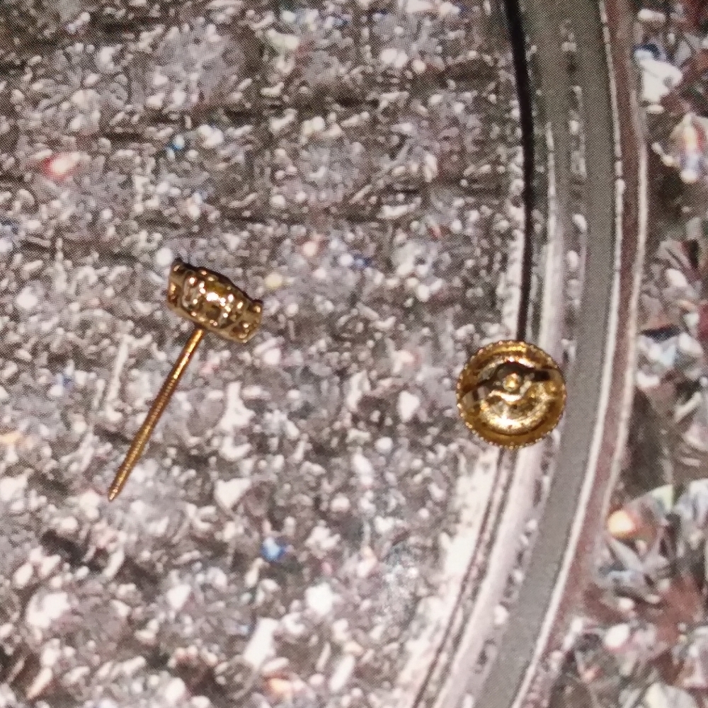 Canary Yellow Diamond 14k Yellow Gold Earing - Picture 4 of 8
